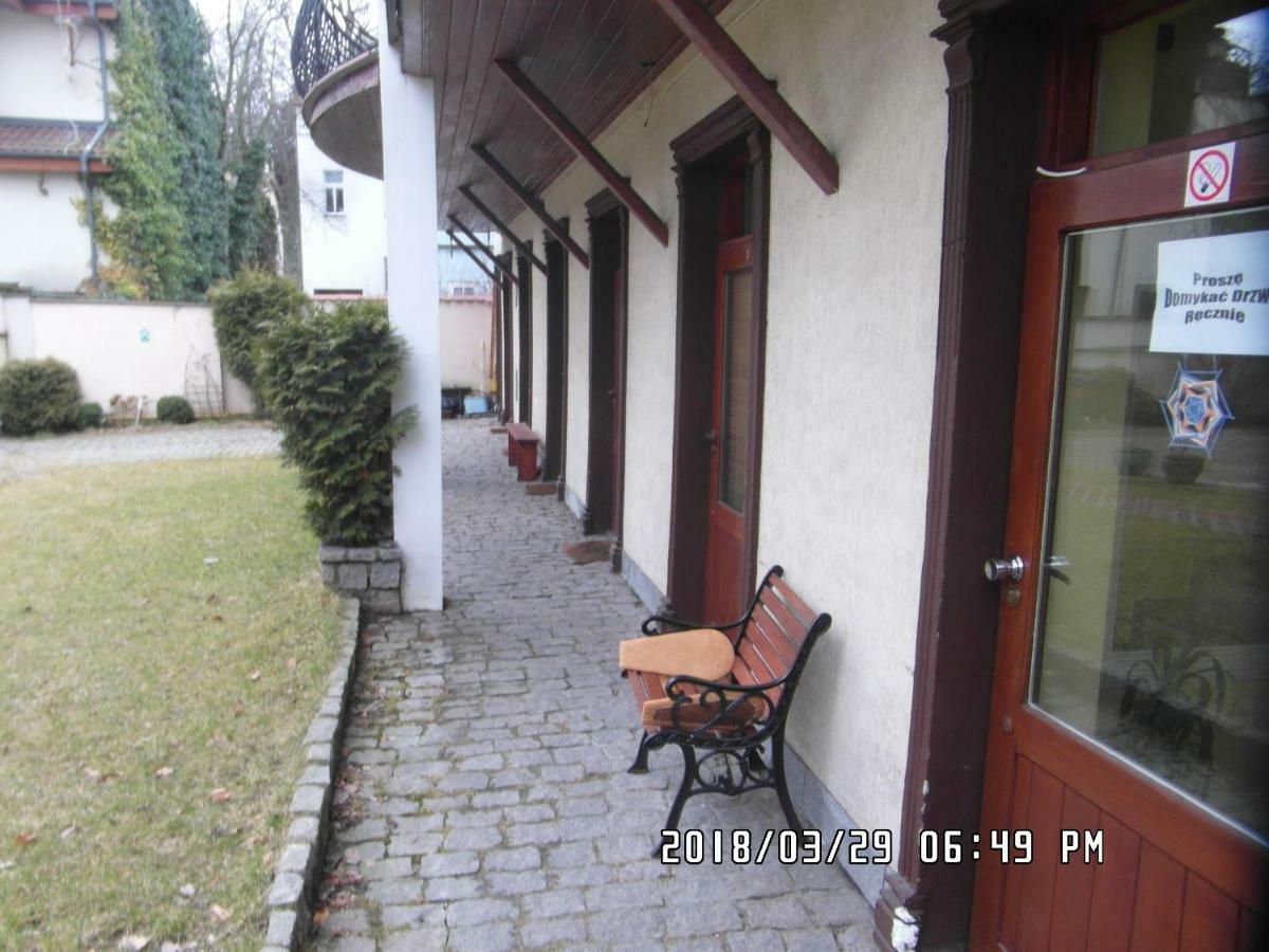 Iwona Hostel - Budget Rooms With Private Bathrooms Sopot Dış mekan fotoğraf