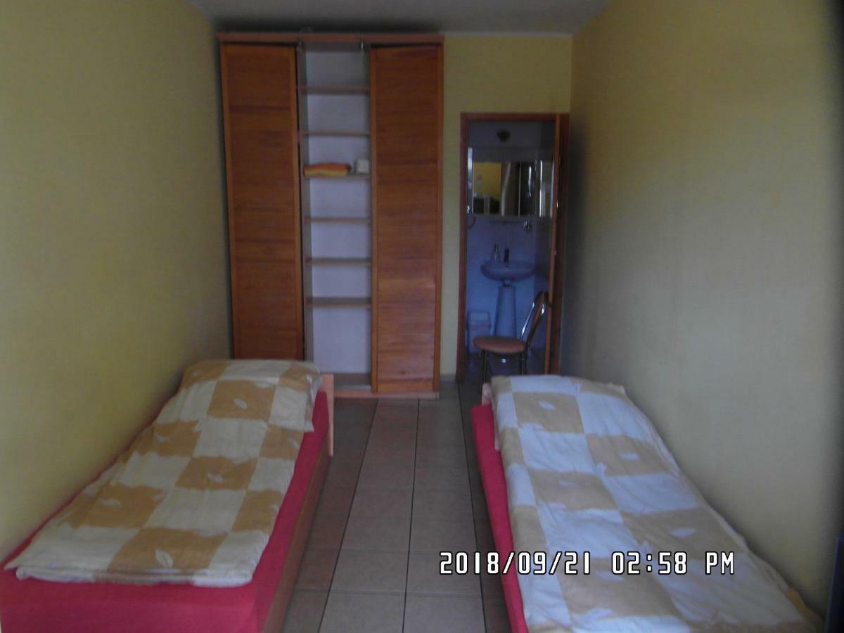 Iwona Hostel - Budget Rooms With Private Bathrooms Sopot Dış mekan fotoğraf